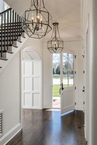 960 Battery Ln, Nashville, TN 37220