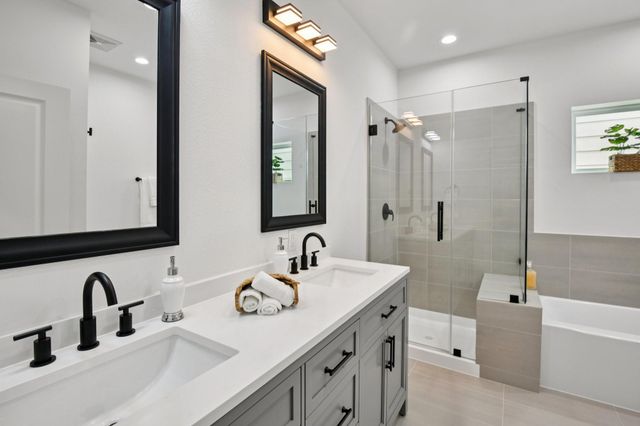 6739 Liverpool Street, Houston, TX 77021