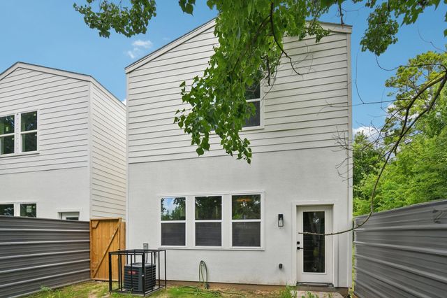 6739 Liverpool Street, Houston, TX 77021