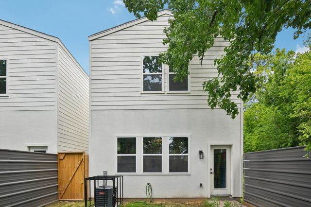 6739 Liverpool Street, Houston, TX 77021