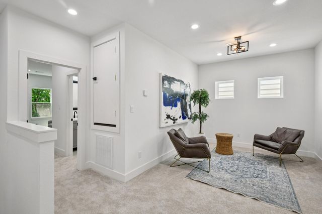 6739 Liverpool Street, Houston, TX 77021