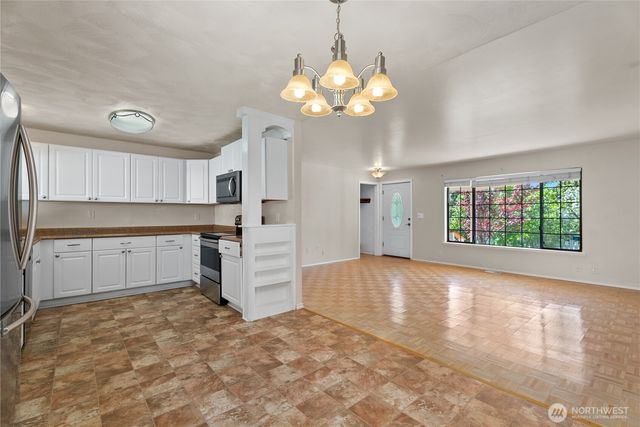 4051 S 38th Street, Tacoma, WA 98409