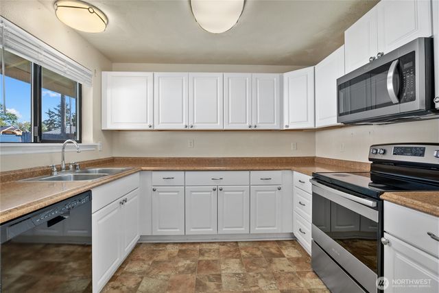 4051 S 38th Street, Tacoma, WA 98409