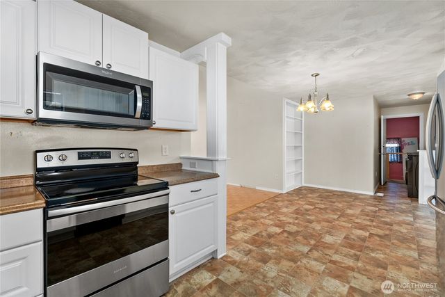 4051 S 38th Street, Tacoma, WA 98409