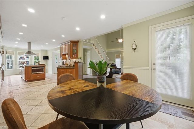 108 Lake Pointe DR, Newport News, VA 23603