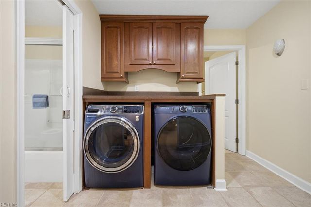 108 Lake Pointe DR, Newport News, VA 23603