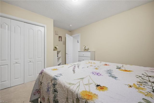 108 Lake Pointe DR, Newport News, VA 23603