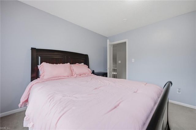 108 Lake Pointe DR, Newport News, VA 23603