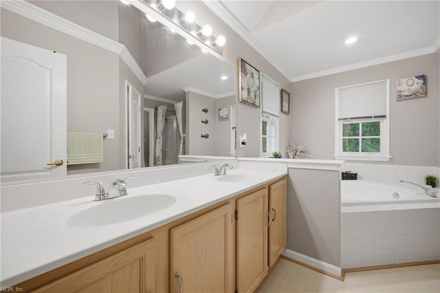108 Lake Pointe DR, Newport News, VA 23603