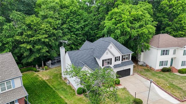 108 Lake Pointe DR, Newport News, VA 23603