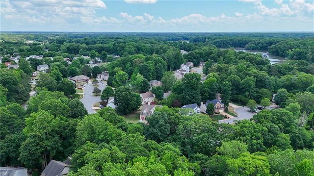 108 Lake Pointe DR, Newport News, VA 23603