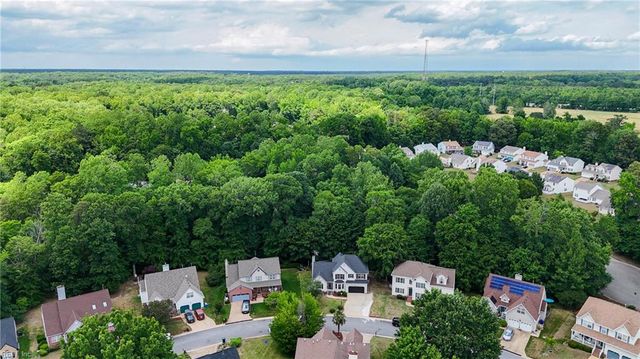 108 Lake Pointe DR, Newport News, VA 23603
