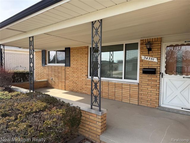 34551 Richard O Drive, Sterling Heights, MI 48310