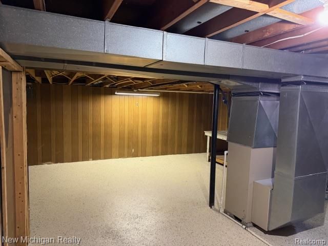 34551 Richard O Drive, Sterling Heights, MI 48310