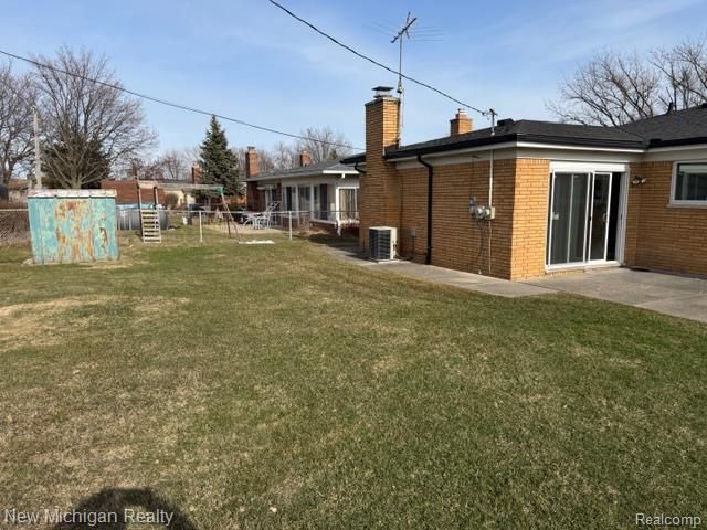 34551 Richard O Drive, Sterling Heights, MI 48310