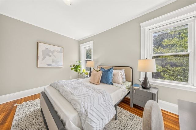 551 Brookline Ave 4, Brookline, MA 02445