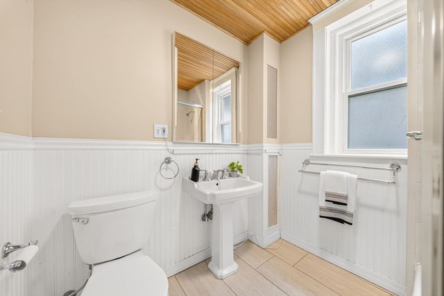 551 Brookline Ave 4, Brookline, MA 02445