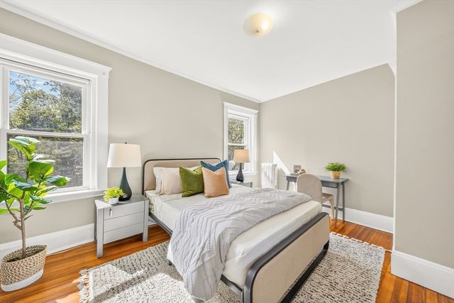 551 Brookline Ave 4, Brookline, MA 02445
