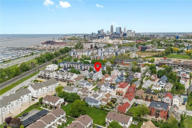 1236 W 67th Street, Cleveland, OH 44102