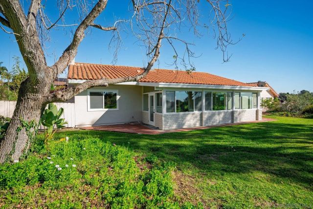 831 Santa Rosita, Solana Beach, CA 92075