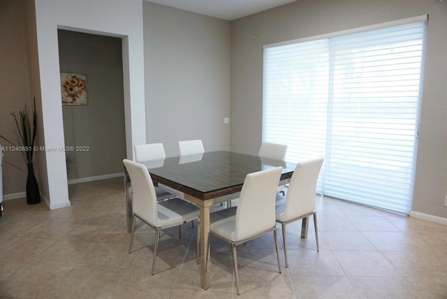 878 Lavender Circle 878, Weston, FL 33327