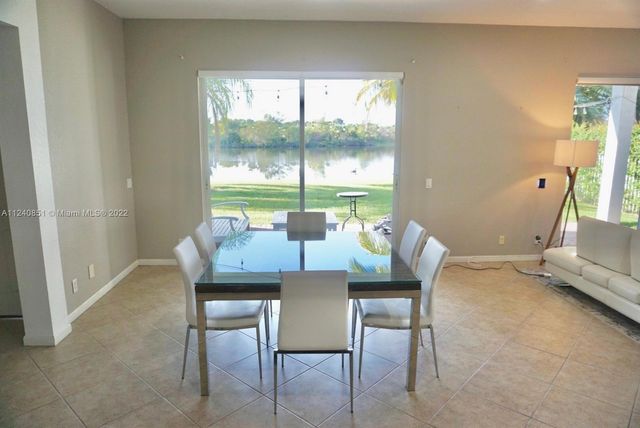 878 Lavender Circle 878, Weston, FL 33327