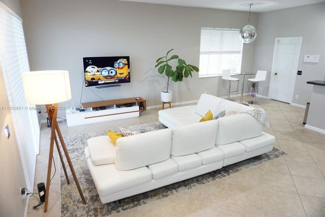 878 Lavender Circle 878, Weston, FL 33327