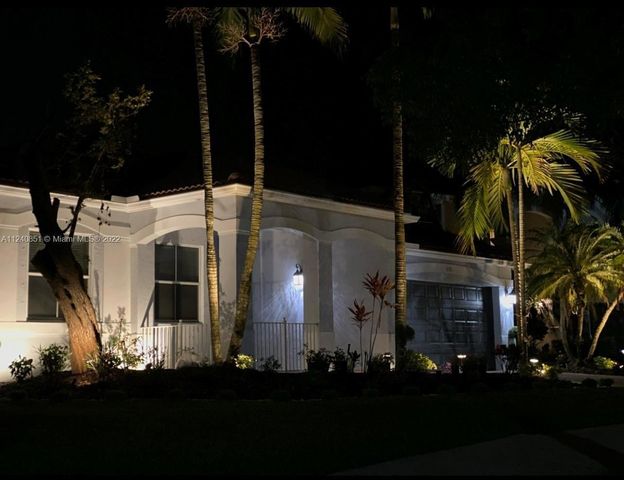878 Lavender Circle 878, Weston, FL 33327