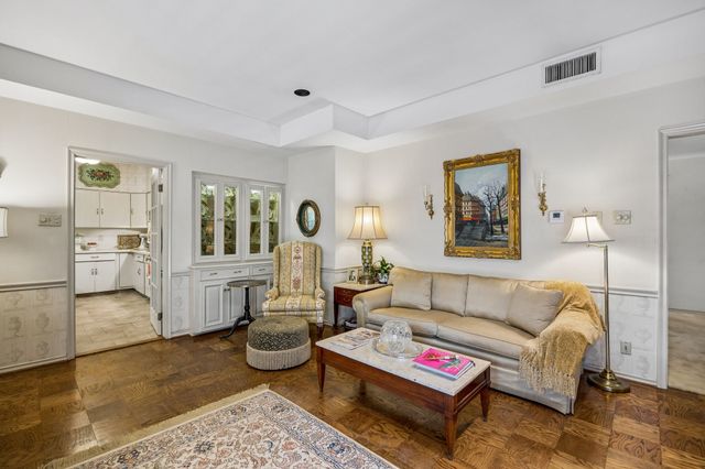 6310 Bandera Avenue C, Dallas, TX 75225