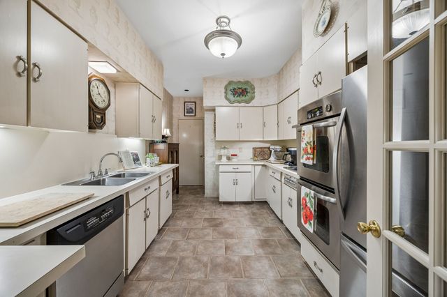 6310 Bandera Avenue C, Dallas, TX 75225