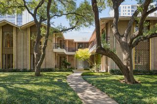 6310 Bandera Avenue C, Dallas, TX 75225