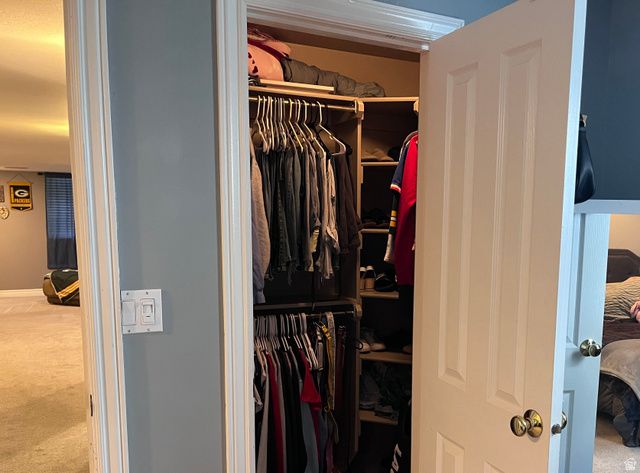 1695 N DIANE RD, North Ogden, UT 84404