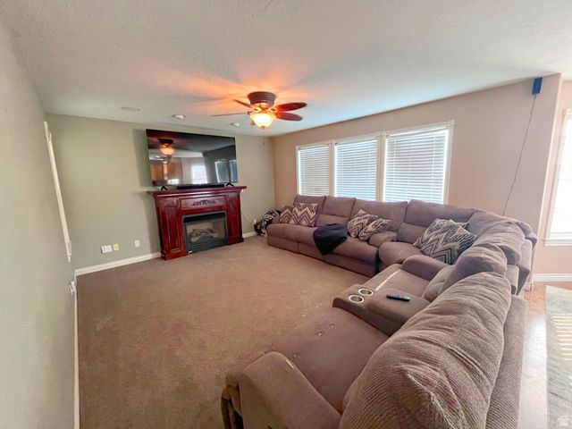 1695 N DIANE RD, North Ogden, UT 84404