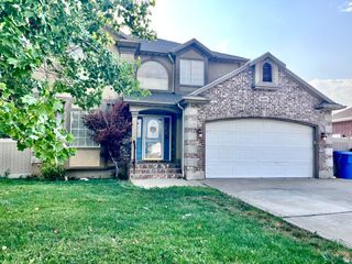 1695 N DIANE RD, North Ogden, UT 84404