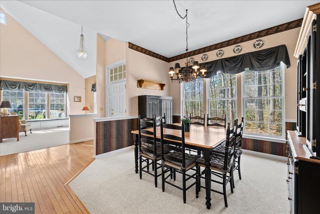 5 FREEPORT LN, Berlin, MD 21811