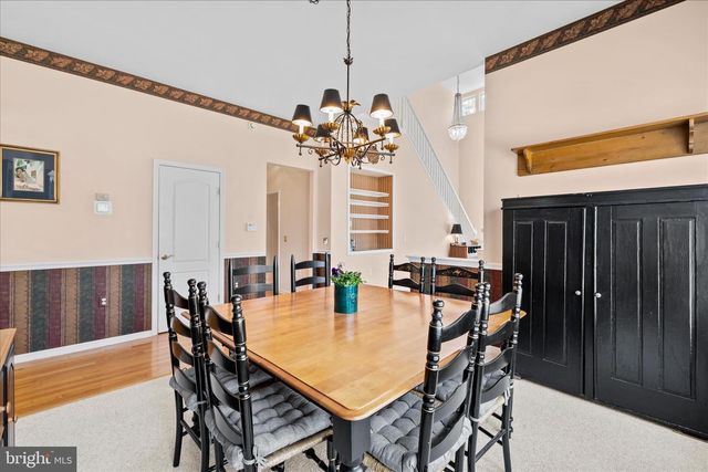 5 FREEPORT LN, Berlin, MD 21811