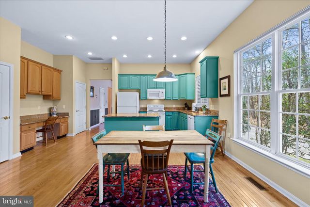 5 FREEPORT LN, Berlin, MD 21811