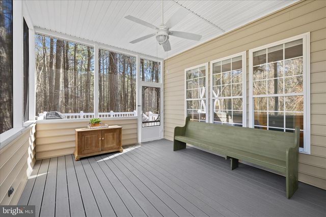 5 FREEPORT LN, Berlin, MD 21811