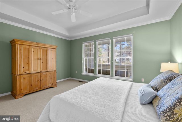 5 FREEPORT LN, Berlin, MD 21811