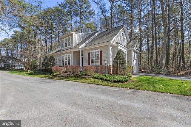 5 FREEPORT LN, Berlin, MD 21811