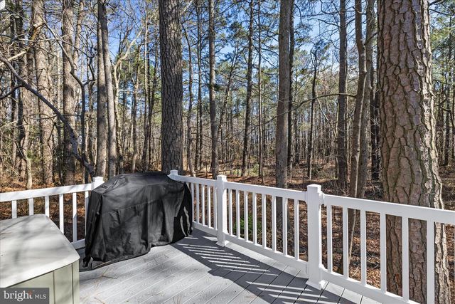 5 FREEPORT LN, Berlin, MD 21811