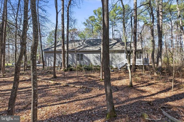 5 FREEPORT LN, Berlin, MD 21811