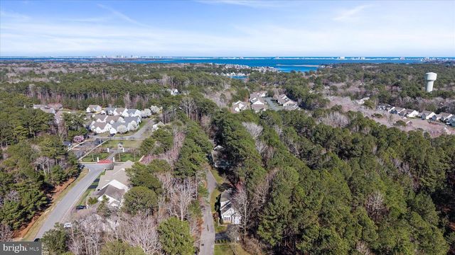 5 FREEPORT LN, Berlin, MD 21811