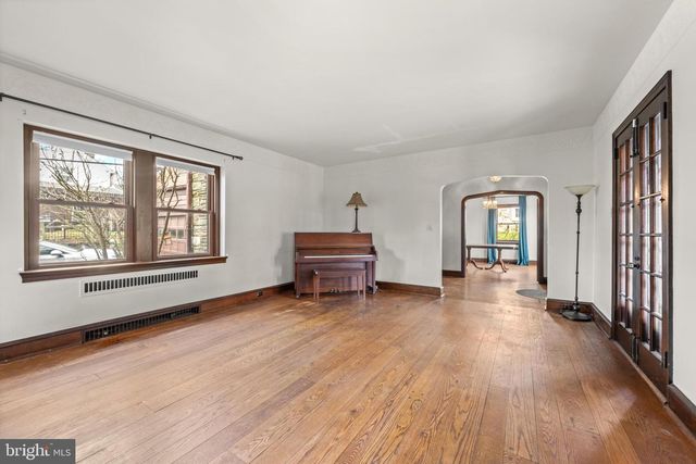 522 BROOKFIELD RD, Drexel Hill, PA 19026