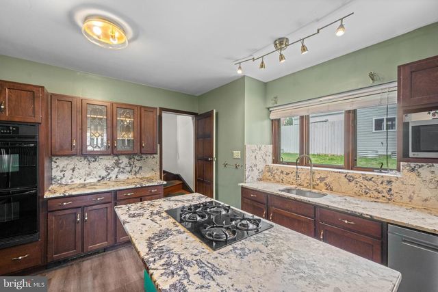 522 BROOKFIELD RD, Drexel Hill, PA 19026