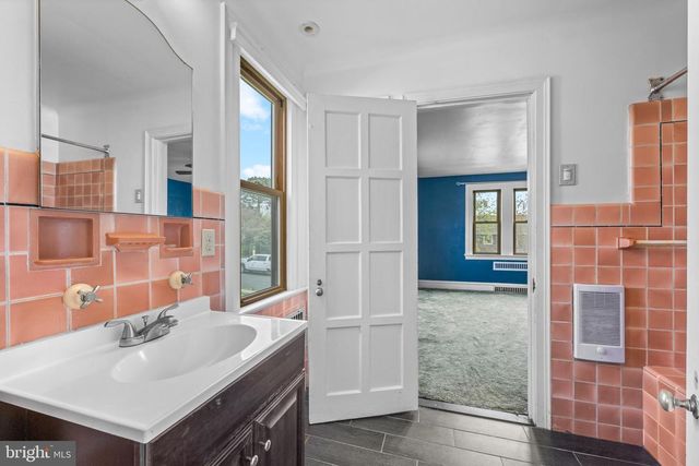522 BROOKFIELD RD, Drexel Hill, PA 19026
