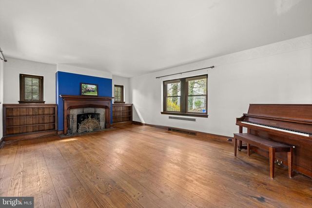 522 BROOKFIELD RD, Drexel Hill, PA 19026