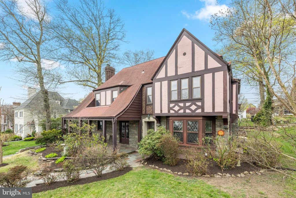 522 BROOKFIELD RD, Drexel Hill, PA 19026