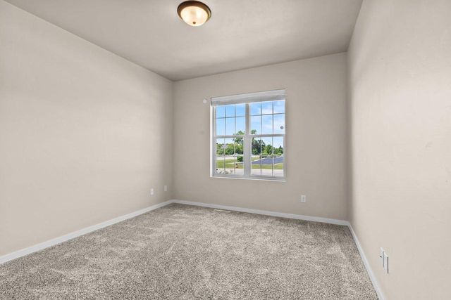 1897 MEADOWLAND COURT, Green Bay, WI 54311