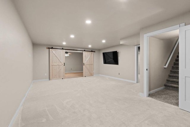 1897 MEADOWLAND COURT, Green Bay, WI 54311
